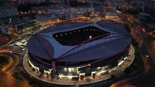 Un estadio titánico y espiritual: el incomparable Estadio da Luz